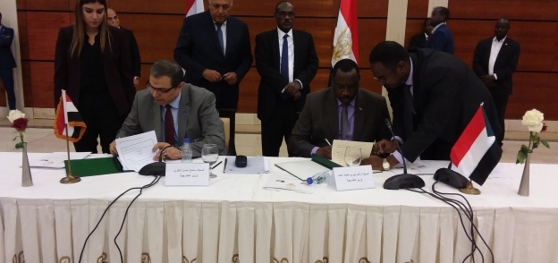 وزيرا القوى العاملة المصري والسوداني يوقعان مذكرة التفاهم