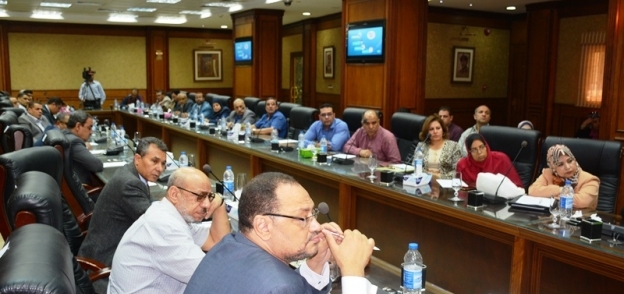 اجتماع المجلس الاقليمي للصحة بسوهاج