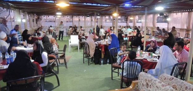 إفطار جماعي لأسر شهداء الداخلية في سوهاج
