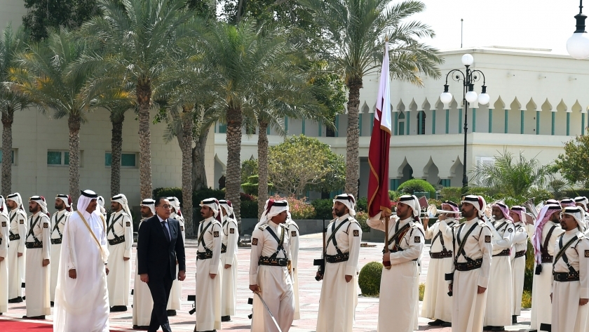 مراسم استقبال رسمية لـ«مدبولي» في الديوان الأميري القطري (فيديو)