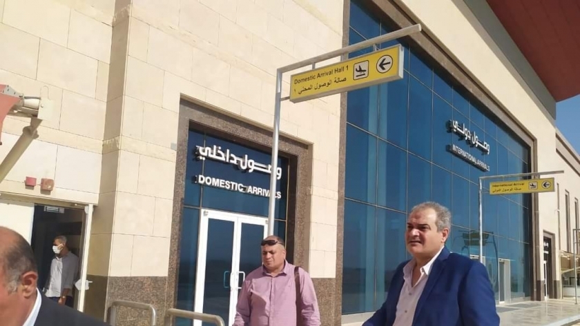 وكيل وزارة الصحة يتفقد الحجر الصحى بمطار مرسى علم.. أرشيفية