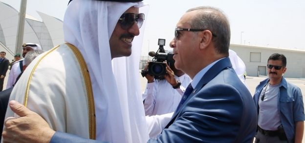 أمير قطر تميم بن حمد والرئيس التركي رجب طيب أردوغان.. صورة أرشيفية