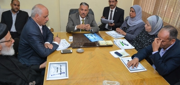 بحث مناهضة ختان الإناث باجتماع المجلس الإقليمي للسكان بسوهاج