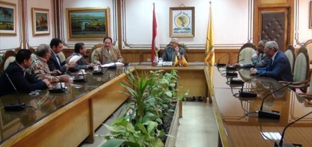 اجتماع مجلس إدارة مركز التجارب والبحوث الزراعية بجامعة المنيا