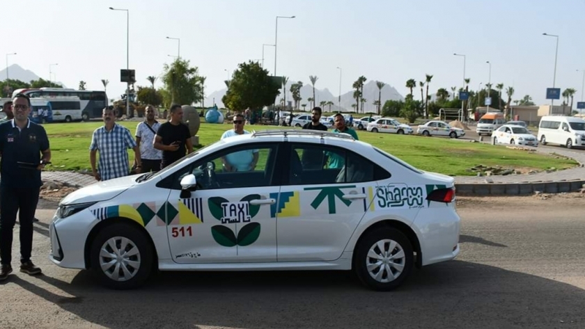 تجربة تشغيل أول تاكسي ذكي في مدينة شرم الشيخ