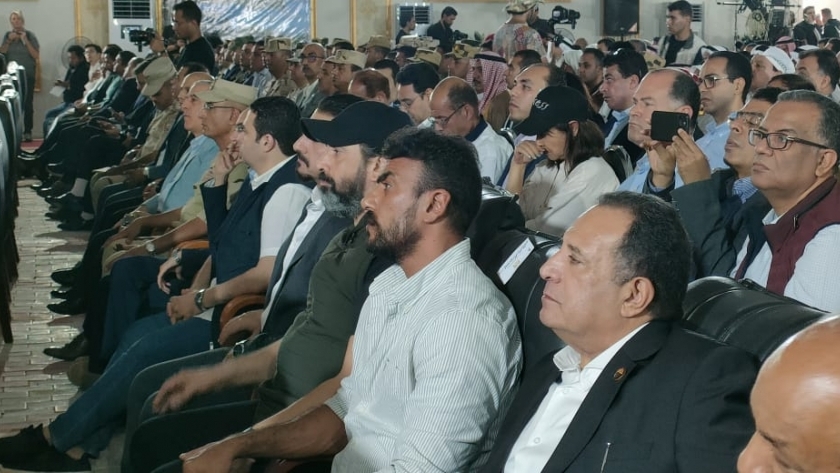 كريم عبدالعزيز على رأس الحضور في زيارة رئيس الوزراء