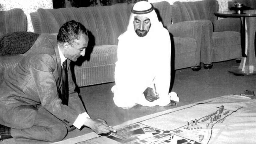 المهندس المصري الدكتور عبد الرحمن مخلوف مع الشيخ زايد