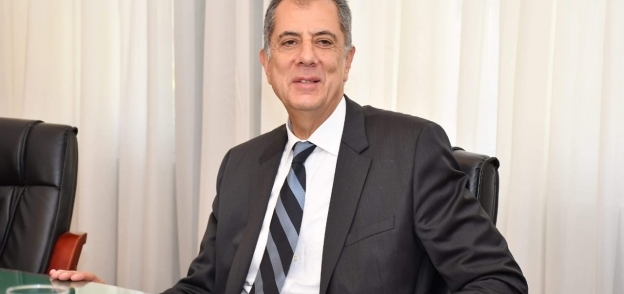 عمرو جزارين ، رئيس نادي الجزيرة