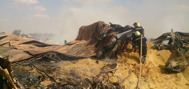 الحريق دمر مخازن عباس صابر فى «أكتوبر»