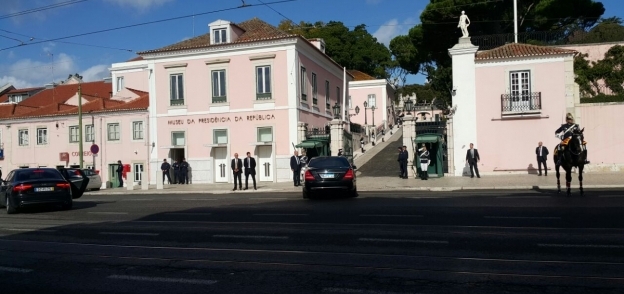 وصول الرئيس السيسي إلى قصر الرئاسة في البرتغال