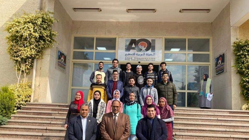 طلاب جامعة كفرالشيخ يطلعون على إمكانيات مصنع إلكترونيات الهيئة العربية للتصنيع 