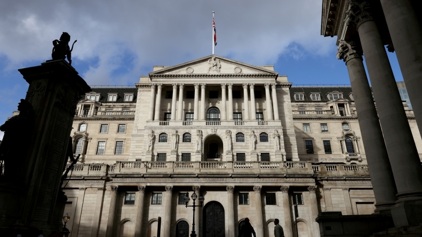 بنك إنجلترا قد يلجأ لزيادة سعر الفائدة للمرة العاشرة