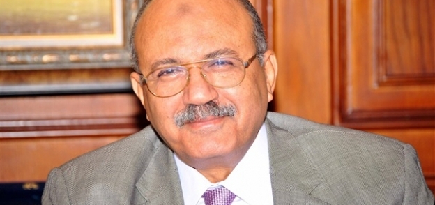 محمود حجازي رئيس القابضة للتشييد