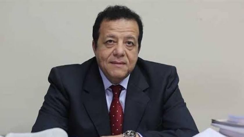 د.عاطف عبد اللطيف رئيس جمعية مستثمري جنوب سيناء