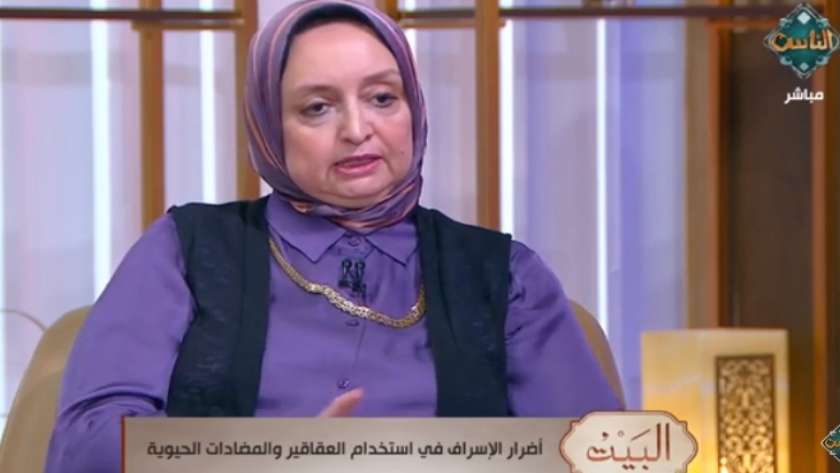 الدكتورة أماني الشريف أستاذ المناعة والميكروبيولوجي بجامعة الأزهر
