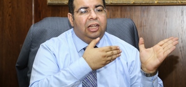 الدكتور إيهاب سراج الدين مدير بنك الدم المركزي بوزارة الصحة
