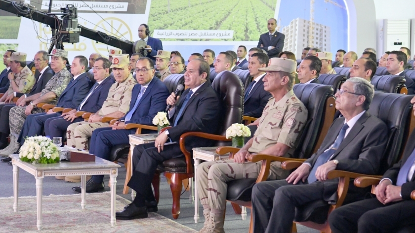 الرئيس «السيسى» خلال افتتاح المرحلة الأولى لموسم الحصاد بمشروع «مستقبل مصر» للتنمية المستدامة