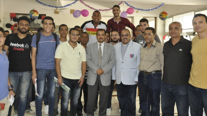 طلاب جامعة المنيا