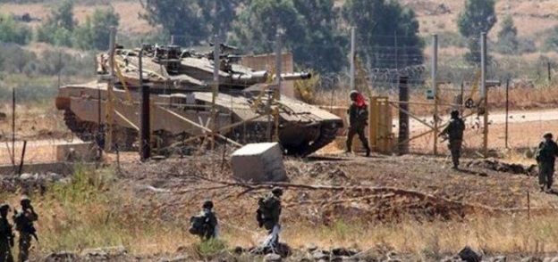 القوات الإسرائيلية تطلق  قنابل مضيئة في أجواء خراج شبعا