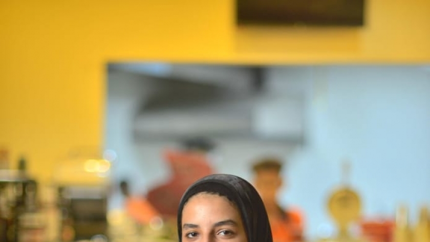أصغر مديرة مطعم في مصر