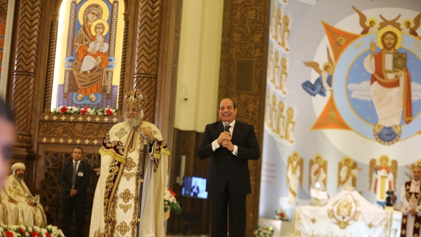 الرئيس عبد الفتاح السيسي خلال زيارة كاتدرائية العاصمة الإدارية