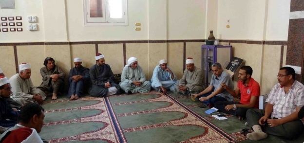 رجال الدين الإسلامي بمركز ساقلتة بسوهاج يلتقون لبحث سبل توعية المواطنين لترشيد استهلاك المياه