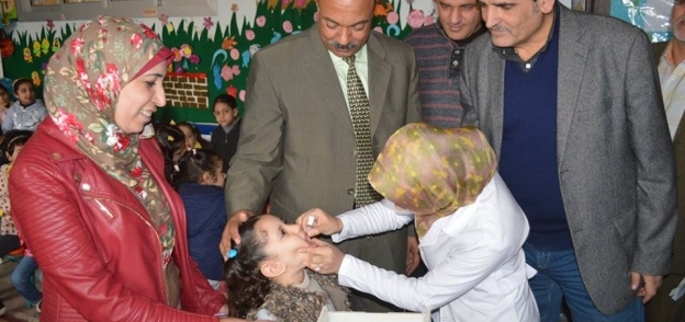 رئيس مركز ومدينة مطوبس يتابع الحملة القومية للتطعيم ضد مرض شلل الأطفال