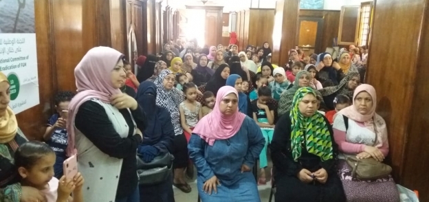 حملة توعية "شهر بدور" للقضاء على ختان الاناث في الإسكندرية