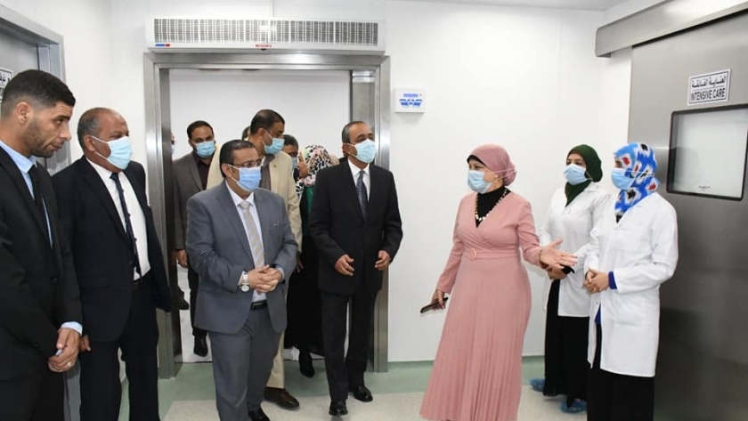 افتتاح غرفة عمليات في جامعة قناة السويس