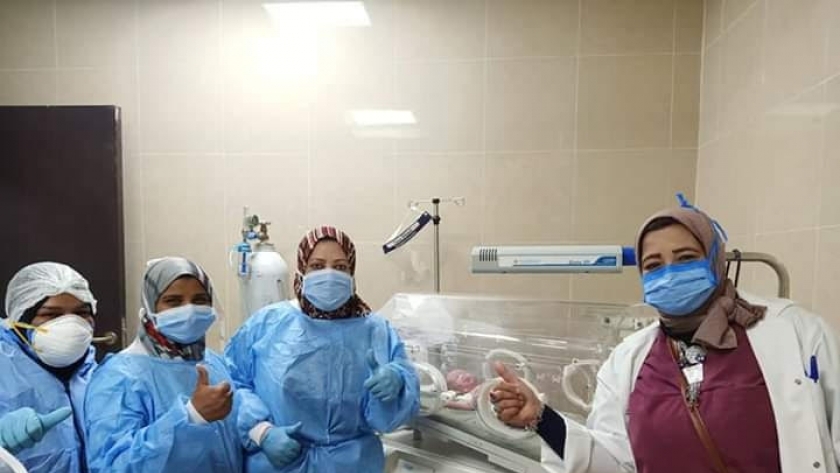 فريق عزل إسنا يجري ثامن عملية ولادة لمصابة بكورونا