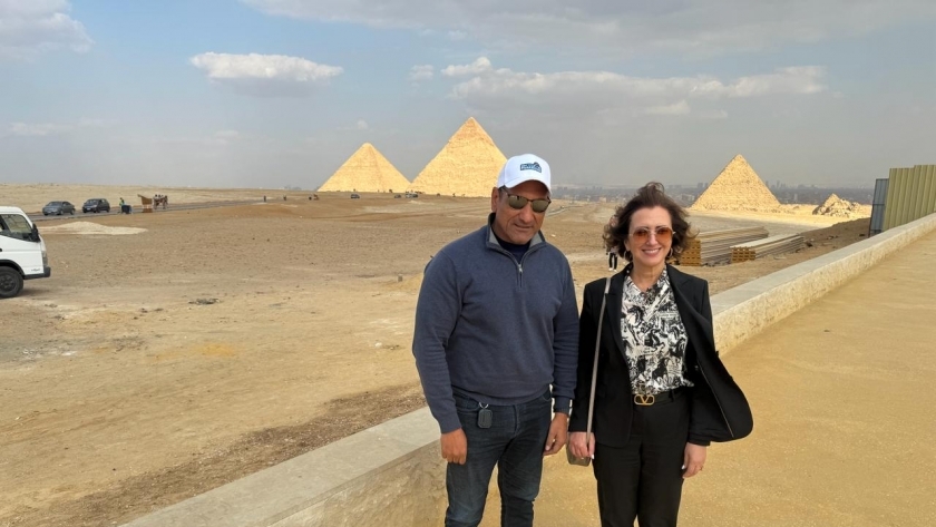 وزيرة السياحة المغربية تزور أهرامات الجيزة