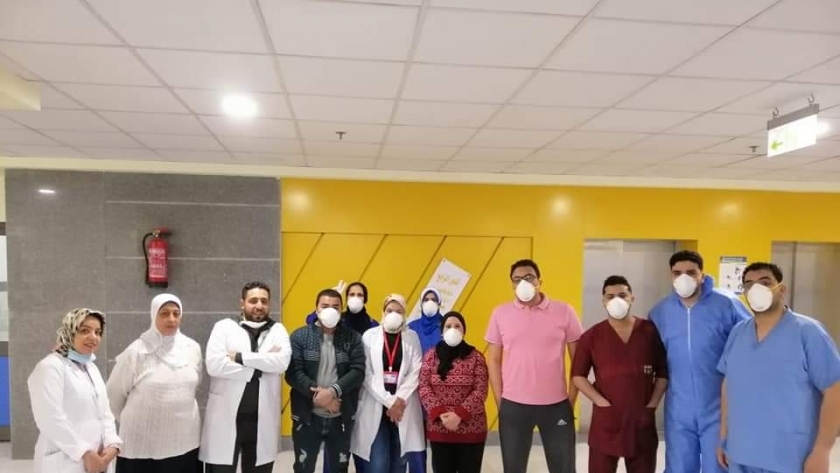 خروج ٣ حالات تعافي من فيروس كورونا من الحجر الصحي في الإسكندرية