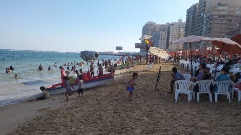 طوارئ على شواطئ الإسكندرية