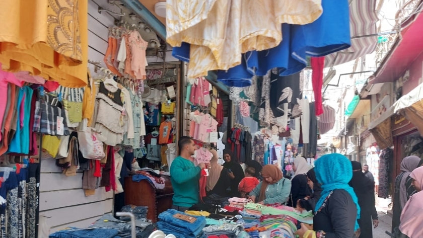 أماكن بيع ملابس العيد