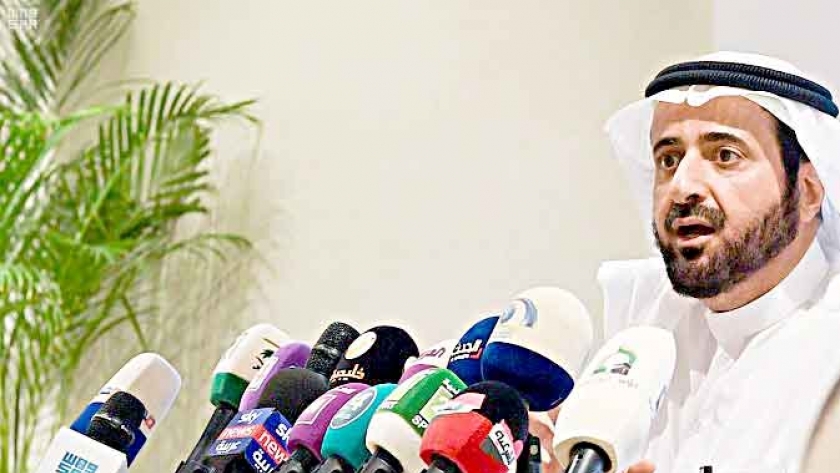 وزير الصحة السعودي يؤكد أهمية استشعار الجميع لمسؤولياتهم ورفد الجهود المبذولة للتصدي لمرض كورونا