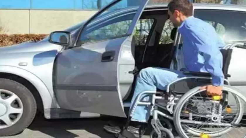 سيارات ذوي الاحتياجات الخاصة - صورة أرشيفية