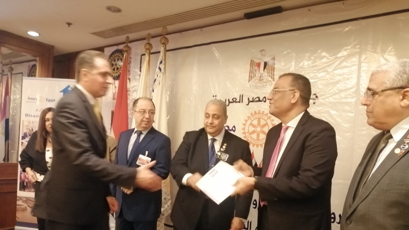 لجنة الإغاثة بروتاري مصر تكرم المشاركين في إغاثة لبنان والسودان