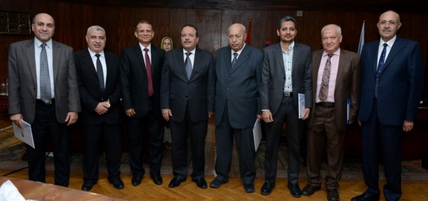 جامعة طنطا تكرم الحاصلين على جوائز "عتمان"