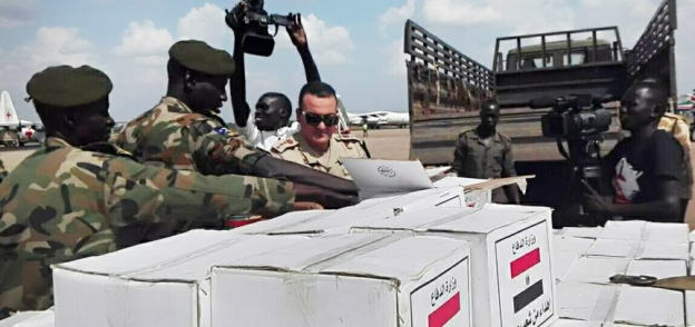 المساعدات الطبية والغذائية التي أرسلها الجيش المصري لجنوب السودان