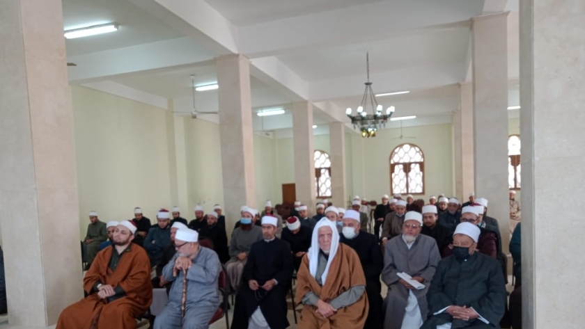 القيادات والأئمة والعاملين في المساجد بأوقاف مطروح