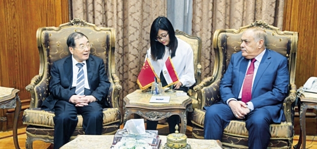 «التراس» أثناء استقباله السفير الصينى