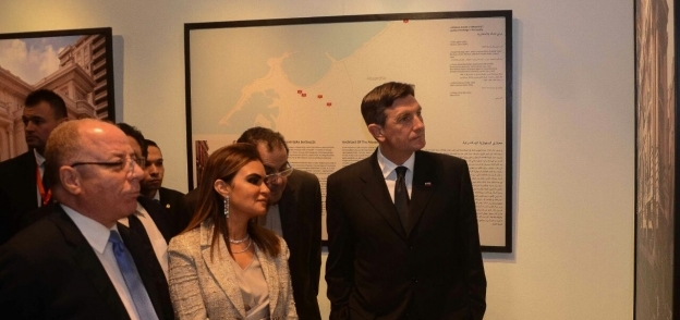 الرئيس السلوفينى يفتتح معرض بمركز الهناجر بحضور وزيرة التعاون الدولى