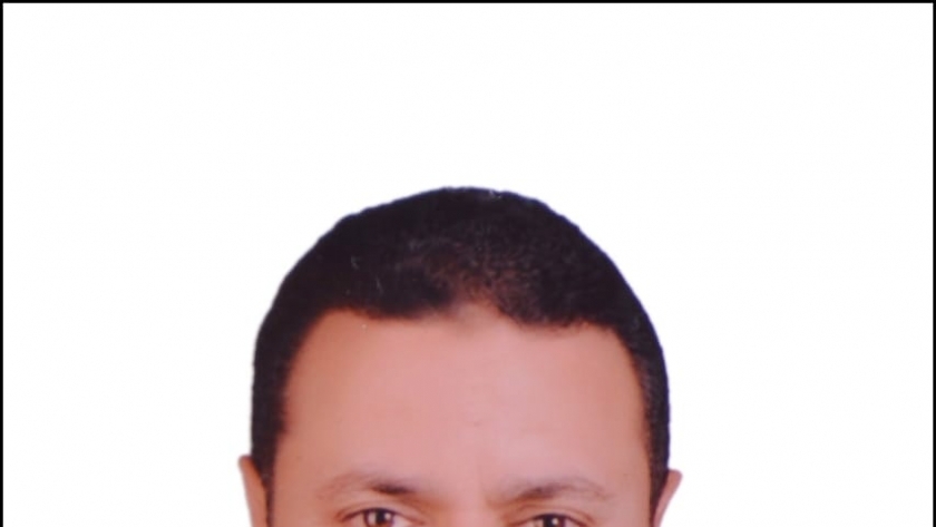 الدكتور محمد اللافي علام، عضو تنسيقية شباب الأحزاب والسياسين