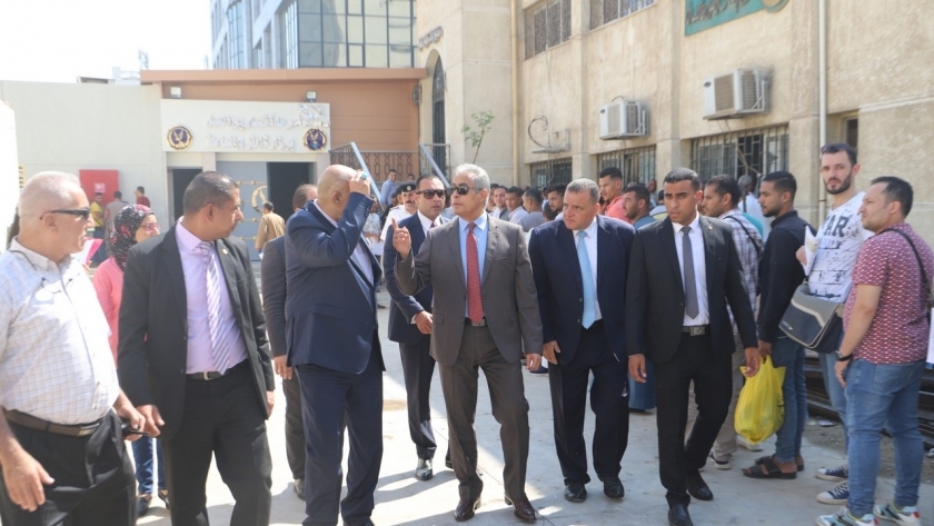 وزير القوى العاملة يوجه بسرعة افتتاح وحدة خدمات العمالة المصرية بالخارج