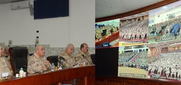وزير الدفاع يلتقى المقاتلين بنطاق الجيوش الميدانية