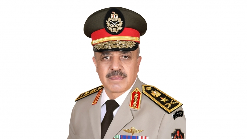 الفريق أحمد خليفة رئيس أركان حرب القوات المسلحة
