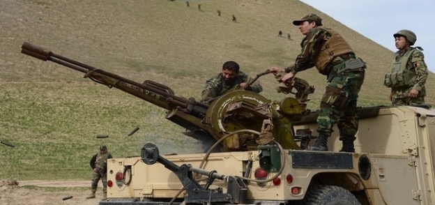 جنود من الجيش الأفغاني أثناء عملية عسكرية