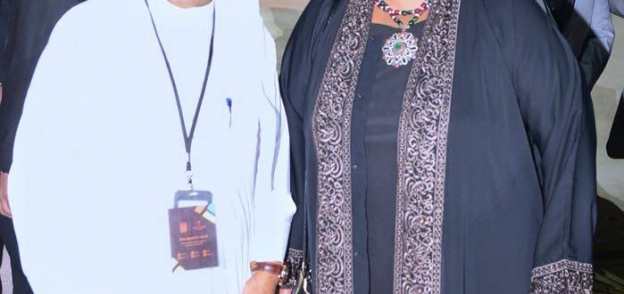 وزيرة الثقافة مع الفنان السعودي  عبدالله العامر