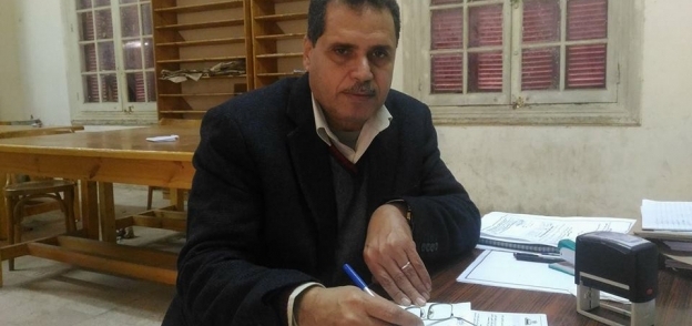 يوسف البسيوني ، رئيس لجنة النظام والمراقبة  للشهادة الإعدادية بكفر الشيخ