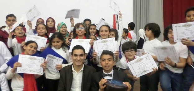 طلاب السويس الفائزين بالمركز الأول